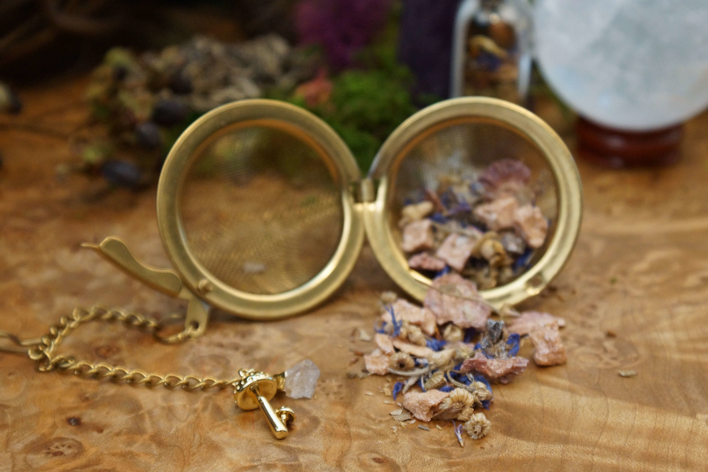 Charm & Crystal Tea Infuser