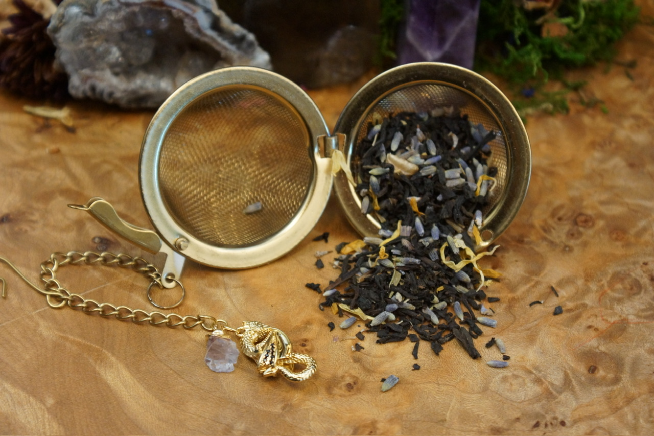 Charm & Crystal Tea Infuser